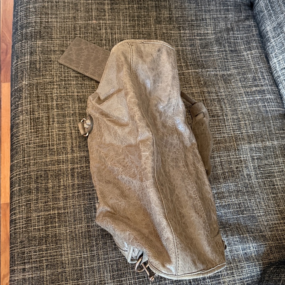 Balenciaga Motorcycle Bag - Picture 7 of 7